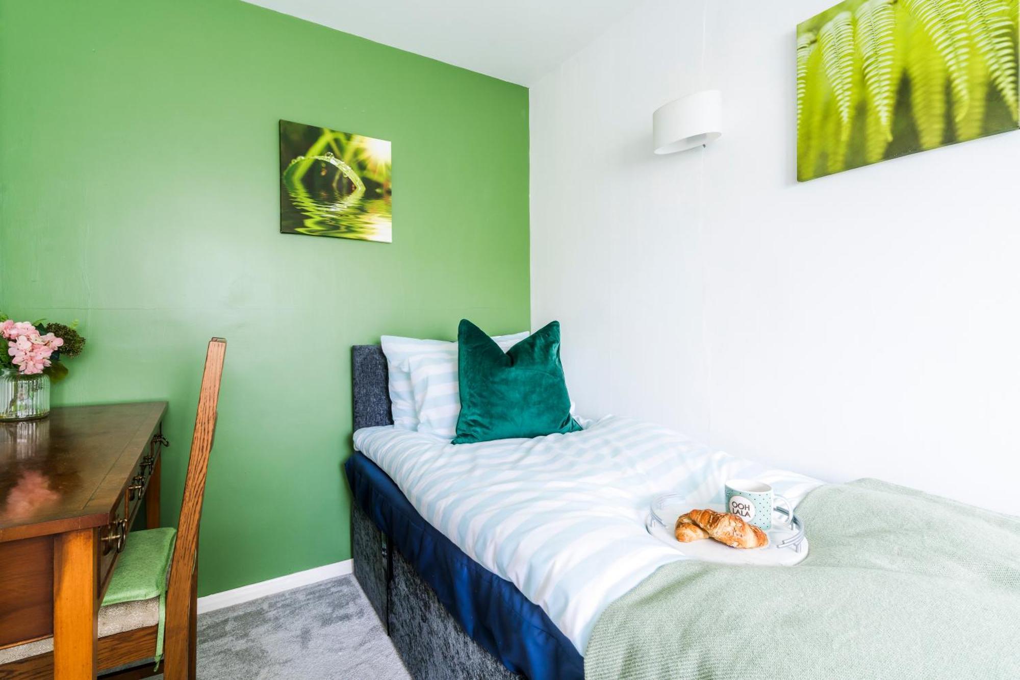 Leicester Oadby 4 Bed Home, 8 Guests, Park 5 Cars Exteriér fotografie